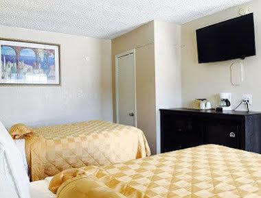 Executive Inn & Kitchenette Suites-Eagle Pass Exteriér fotografie